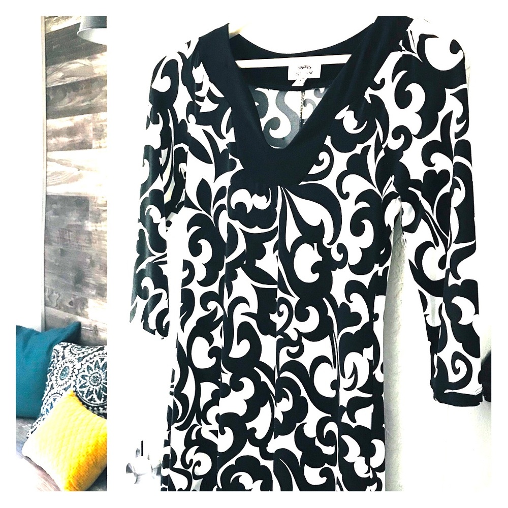 Long Sleeve Dress Black and Ivory Small